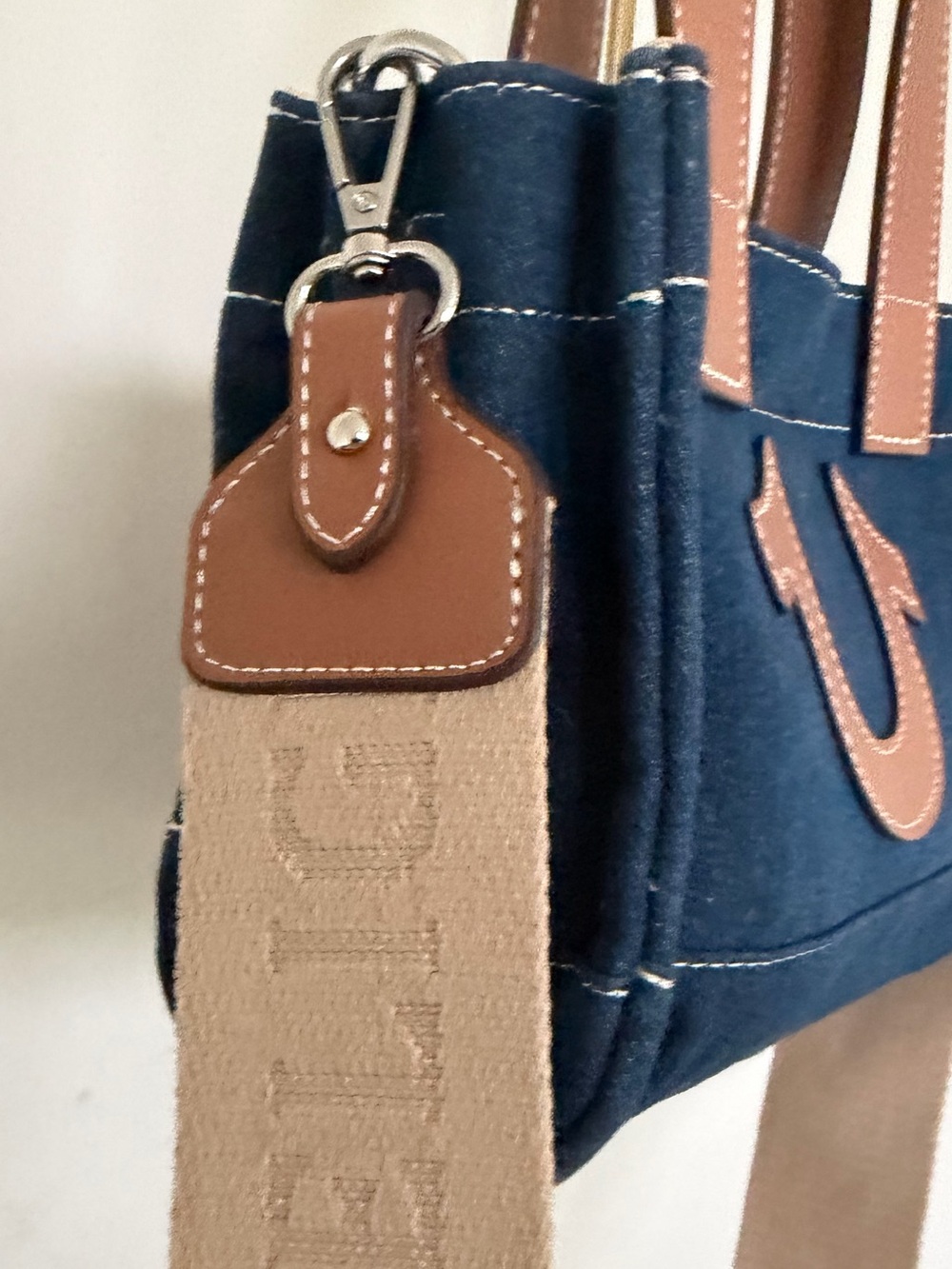 True Religion Denim Mini Tote Crossbody Bag Horseshoe Logo Y2K Blue Tan - Picture 4 of 8
